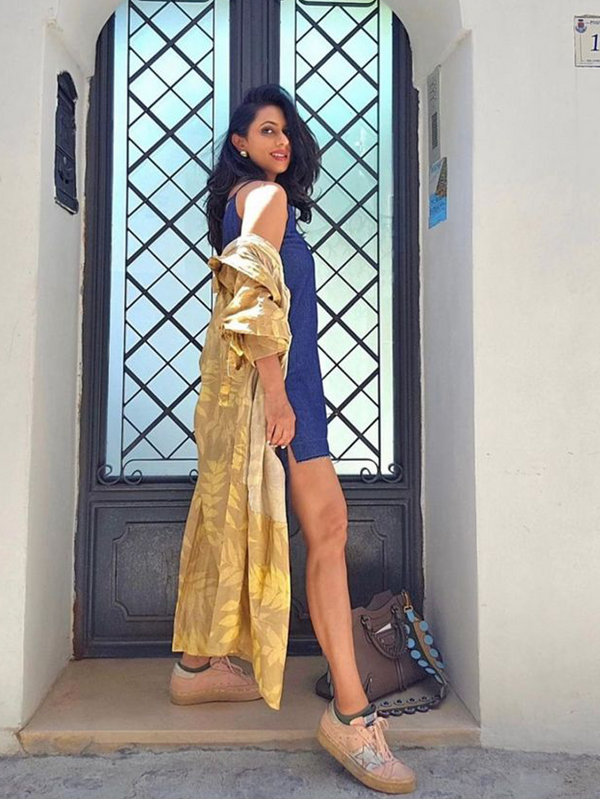 DENIM DRAWSTRING DRESS BLUE AND ECO PRINT BEIGE ROBE