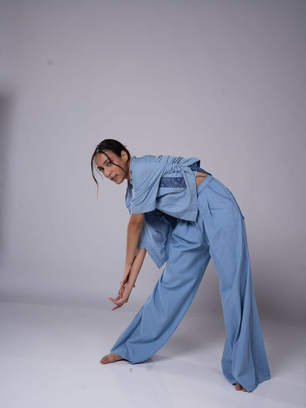 LIGHT BLUE BOX PLEAT PANT