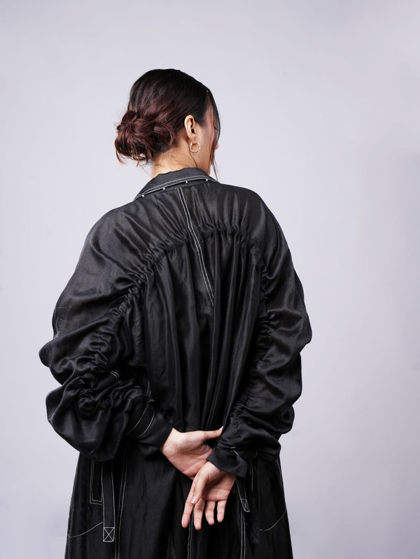BLACK ROBE
